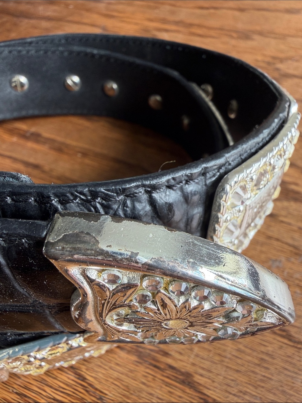 Nocona Black Crocodile-Embossed Leather Belt with Silver toned Western Buckle - Picture 4 of 5